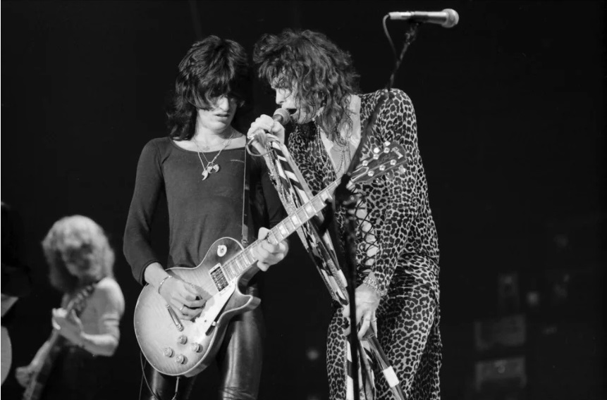 Rocks Tour